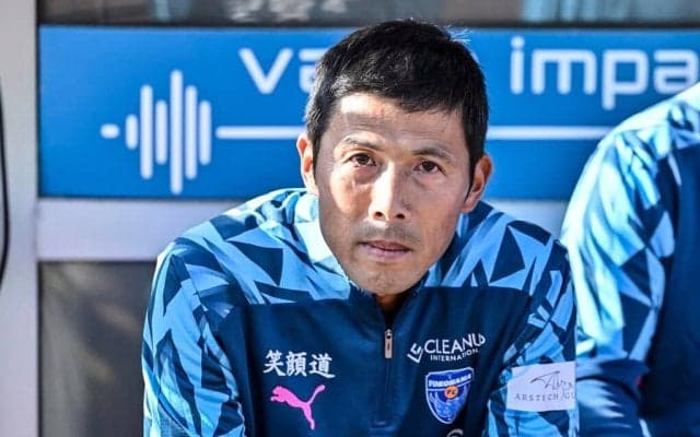【まさかの3試合足踏み。指揮官、最大の壁に直面した横浜FC・四方田監督が進むべき道(1)】「これだけの壁」と明かす“今”を打破すべく…「やってきたことを信じるしかない」と自らを貫いて目指す勝利