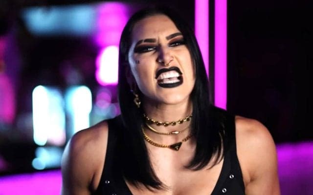 「ノーメイクが美人すぎる」“最狂”女子、ギャップがすごい“スッピン”姿にファン騒然