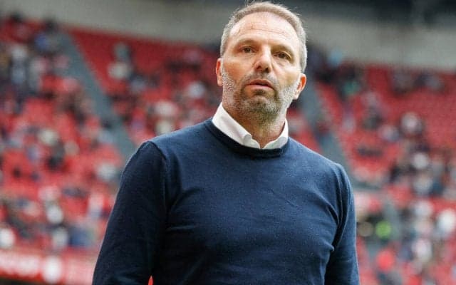 三戸舜介所属のスパルタ・ロッテルダム、2022-23シーズンにクラブを躍進させたステイン氏を新監督に招へい