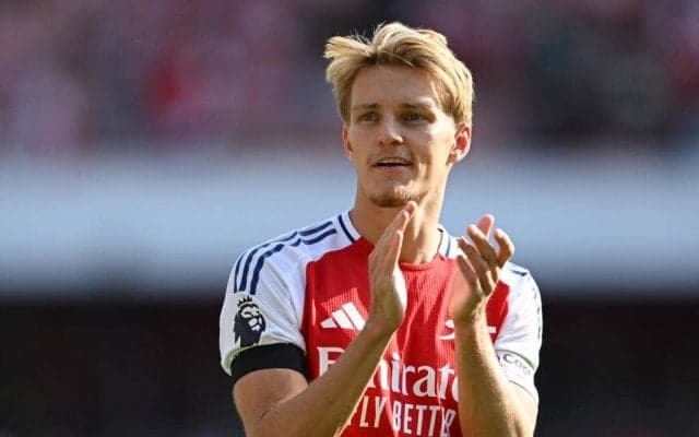 アーセナルの主将・ウーデゴールがケガで離脱中に結婚！ お相手は年上ダンサーで第1子も妊娠中