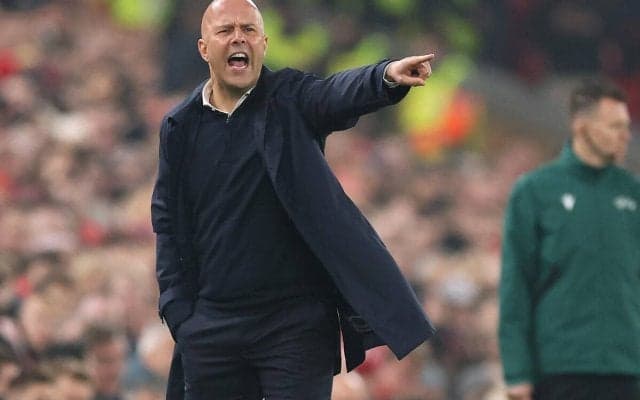 「HTに適応できた」止まらぬリバプールがドイツ王者下しCL4連勝、スロット監督は自身のチャントを歌うファンについて「ブーイングより良いね！」