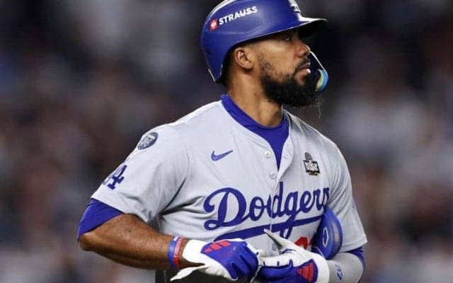 ドジャース・ロバーツ監督が激白　オフの補強戦略　何としても流出阻止したい「2人の選手の名前」