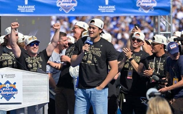 大谷翔平だけじゃない…ド軍ナインが見せた“感謝”　粋なパフォにX感動「みんな素敵」