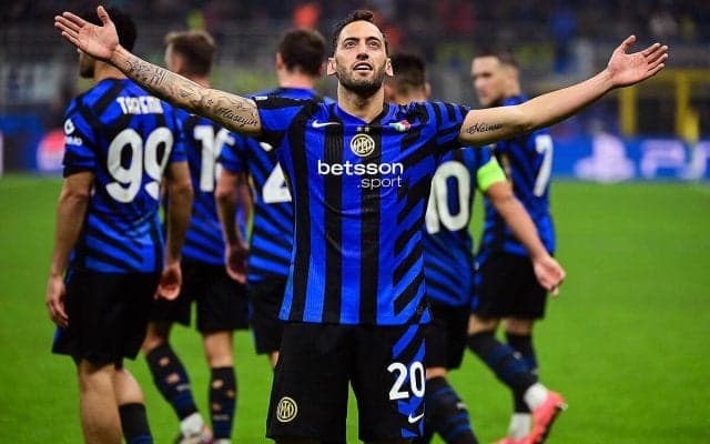 チャルハノールPK弾守り抜いたインテルがCL3連勝！　アーセナルは今季CL初黒星で公式戦連敗に…【CL】