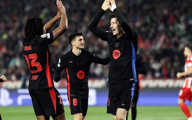 クンデの3アシストから主砲レヴィ2発など大勝のバルセロナが公式戦7連勝！【CL】