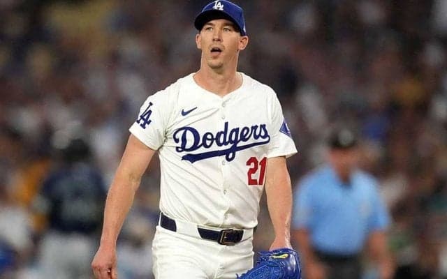 ド軍はなぜビューラーにQO提示せず？　GMが明かす“舞台裏”…防御率5.83も胴上げ投手に