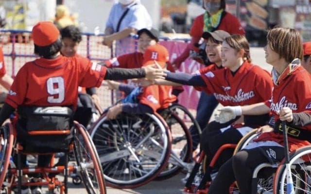 100円ショップDAISOがパラスポーツを応援。知られざる創業者の想い