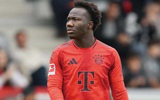 オーストラリア代表はバイエルン所属の18歳イランクンダを招集せず　名門クラブでの突き上げ願う指揮官「いまは見守る」