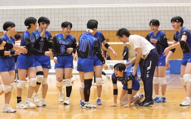 習志野高 0-2から大逆転勝ちで2年連続の本戦へ U18日本代表の結束が大活躍【春高2025千葉県予選（女子）】