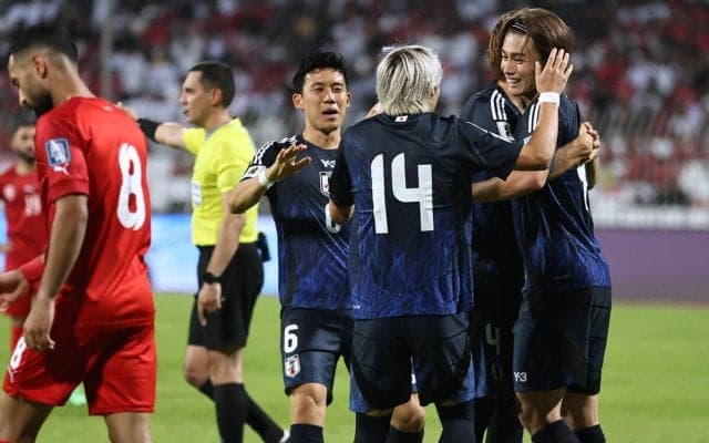 上田綺世へのレーザーポインター使用と国歌の妨害、日本代表戦での妨害行為でバーレーンにFIFAが175万円の罰金処分