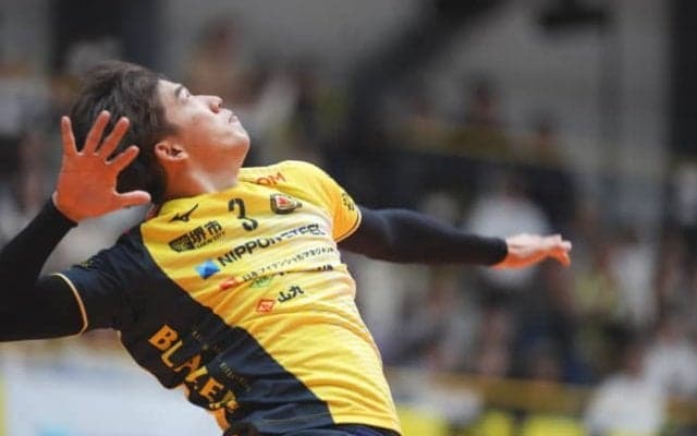 【バレー】日鉄堺BZ・安井恒介選手「昨日と違ってレフトとクイック、パイプを混ぜた攻撃ができていた」 SV男子