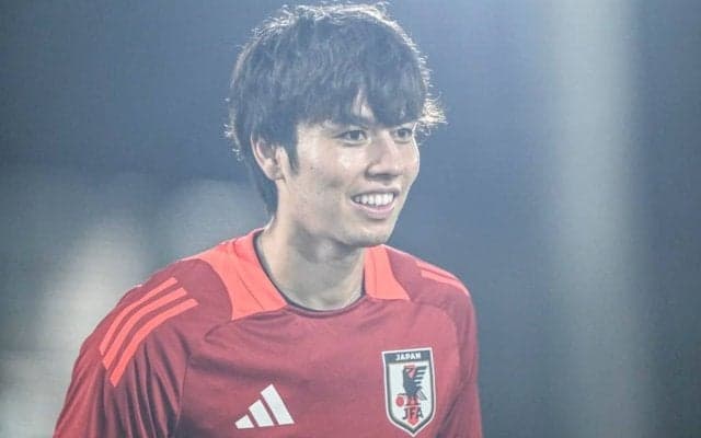 「かっけえええ」「碧も調査兵団なの!?」リーズ“田中碧×進撃の巨人”のコラボ画像のクオリティの高さにファン驚く！「中の人の本気を感じました」「センスいいな」の声