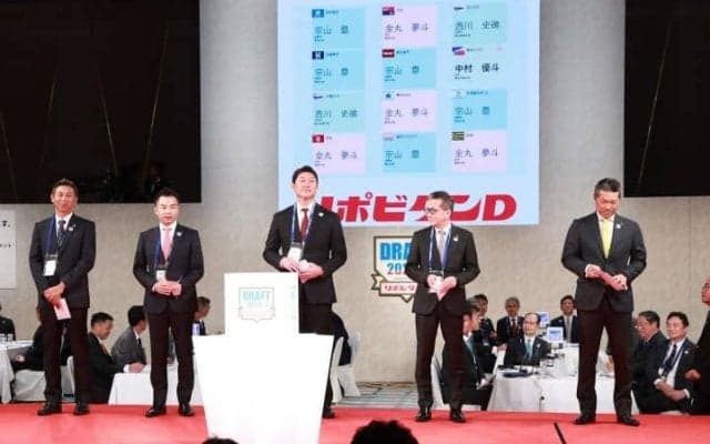 現場スカウトの憂鬱　故障持ち選手の上位指名に現場からはブーイングも事前調査には「限界」