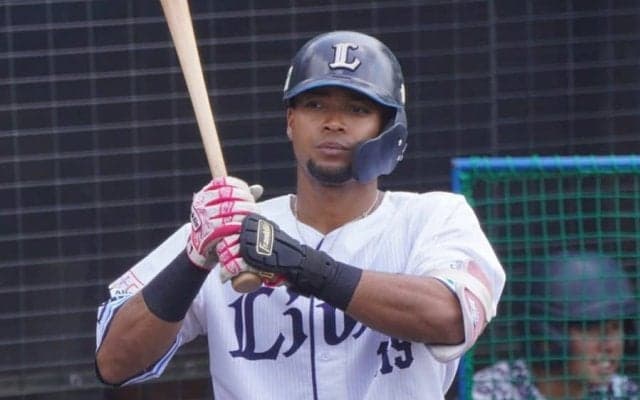 野手転向2年で衝撃進化「規格外の選手」　育成24歳が示した潜在能力「将来の1番打者」