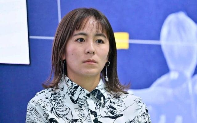 「そんな偶然ってあるんですね」なでしこジャパンの元人気2選手による「新幹線の車内での偶然ばったり2ショット」に驚きの声続々……「すごいな！！引き合ってるな」の声