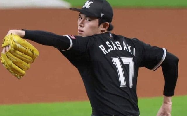 公示次第でド軍入りは“確実”　佐々木朗希のMLB移籍先も左右する「タイミング」と、ロッテの譲渡金最大化の条件は？
