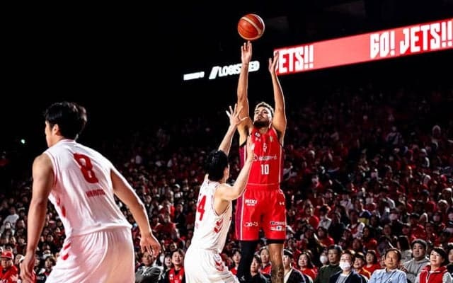 3Qの富樫、ホグの連続シュートで千葉Jが名古屋Dに逆転勝利