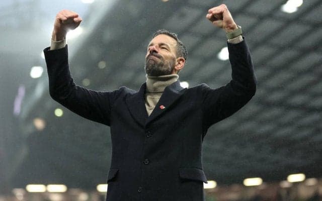 3勝1分け無敗でアモリム新監督にバトン　ファン・ニステルローイ暫定体制が3発快勝締め…「4試合の締めくくりにふさわしい」