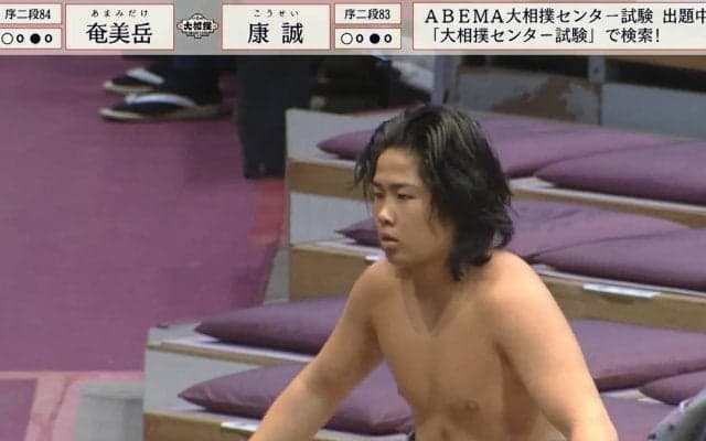 16歳の“天才”力士、体重100キロ差のベテラン相手に圧巻白星 館内どよめき