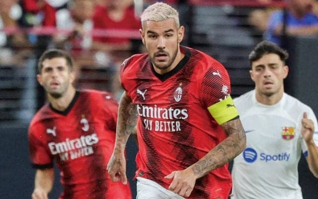 ミランとテオ・エルナンデスの契約交渉がスタート…大幅昇給望んだ選手陣営も歩み寄りの姿勢に