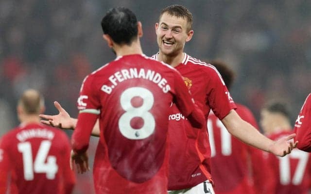 デ・リフトがアモリム・フットボールを歓迎「僕は3バックの経験が豊富」「ユナイテッドは柔軟に対応できる」