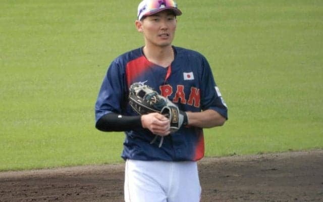 勝負所で“キラリ”と光る源田壮亮の力　侍に欠かせない最年長31歳は「1点」に集中【プレミア12】