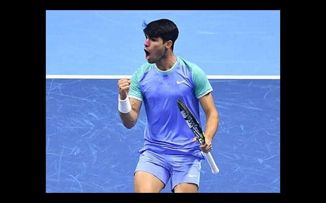 アルカラス 初白星で準決勝に前進