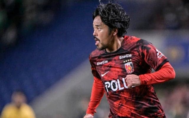 「こんなん泣いちゃうよ」今季で引退4選手の「エモい」浦和時代ショットにファン感涙！「しかもこの4人、全員同い年」「こうばしく平成のにおい」などの声