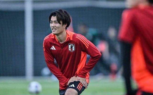 「航基めちゃくちゃ英語で喋っててすごい」サッカー日本代表FW小川航基とインドネシア代表DFが貴重な対談！「カルヴィンめっちゃいい奴」「楽しみだ」などの声
