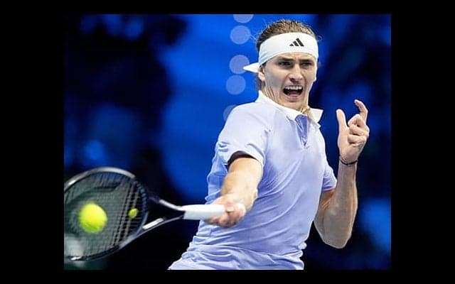 盤石2連勝 ズベレフが4強に前進