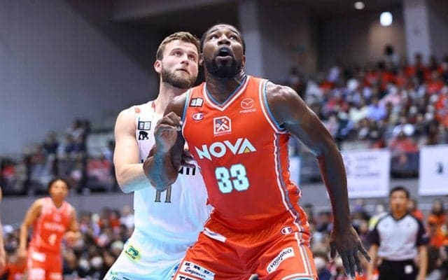 福岡が帰化選手のアイラ・ブラウンを獲得…今季は広島で14試合に出場