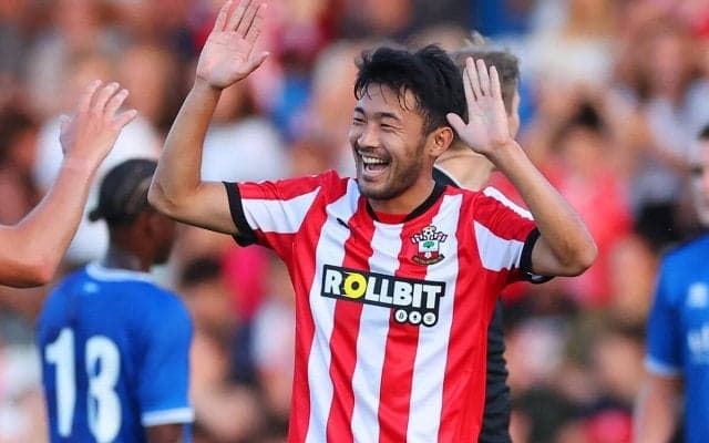 「素晴らしい選手」「とにかくよく笑う」菅原由勢をサウサンプトン指揮官が評価、チームは最下位と苦戦も「大きなインパクト」