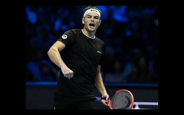 世界5位 2度目の最終戦4強へ