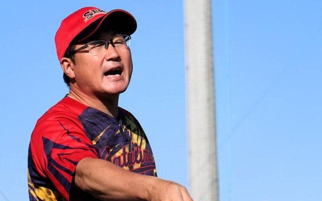 不祥事のチームを託され経営者から高校野球の指導者に 聖カタリナ・浮田宏行監督はなぜ１年半で甲子園へとたどり着いたのか？