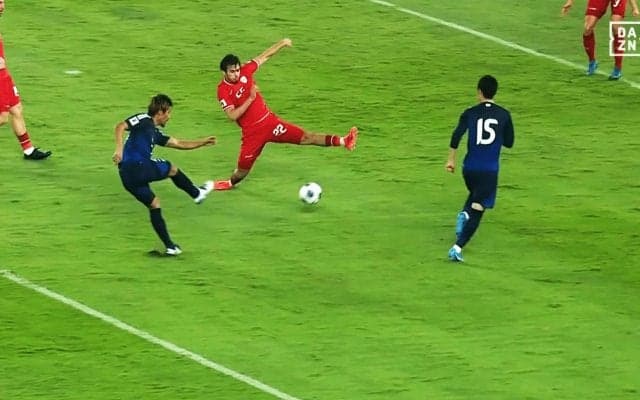 「うっま！」守田英正の“ダブルまた抜きシュート”で日本代表が3点目！「何なんだその落ち着き」「相手DFきついだろうな」【インドネシア戦】