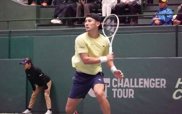 島袋将、意地を見せるも一歩及ばず4強入りならず。左太ももに違和感あって「メンタルの部分で難しい試合だった」「[兵庫ノアチャレンジャー]