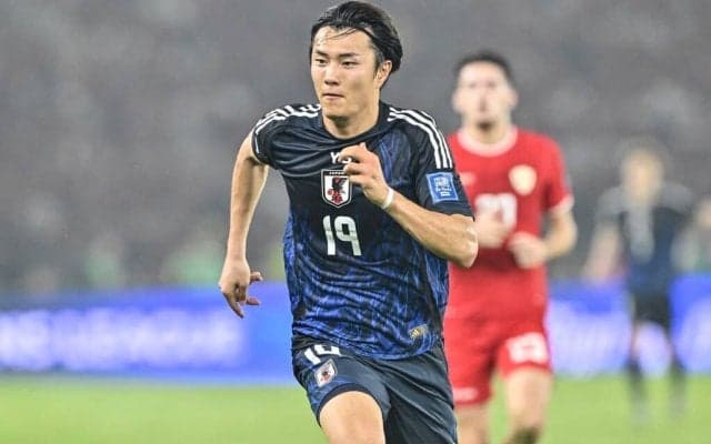 【上田綺世不在のFW陣はインドネシア戦で何をもたらしたのか(1)】先制オウンゴール誘発の小川航基が示したストライカーの嗅覚。頭角を現す27歳のストライカーはエースFWになれるか