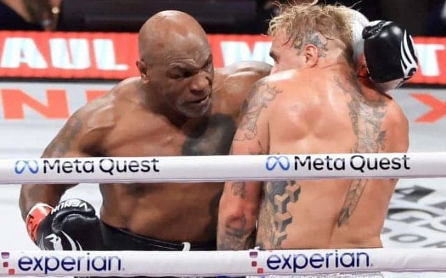 「もう見てられない」衰え隠せぬタイソンに野次　人気YouTuberとの“異色マッチ”に批判殺到「結果が出る前にファンは帰った」