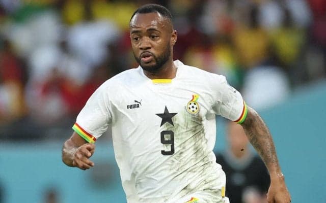 「プスカシュ賞ノミネートに値する！」レスターFWジョルダン・アイェウのロングFKが炸裂！  ガーナのAFCON予選逆転突破には繋がらず…