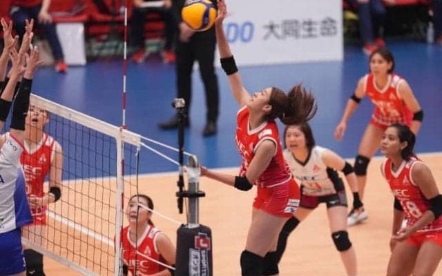 【バレー】NEC川崎が佐藤淑乃の活躍で5勝目。Astemoがホームで首位デンソーを破る。姫路が大阪MVにフルセットで逆転勝ちし、3位に浮上　SV女子