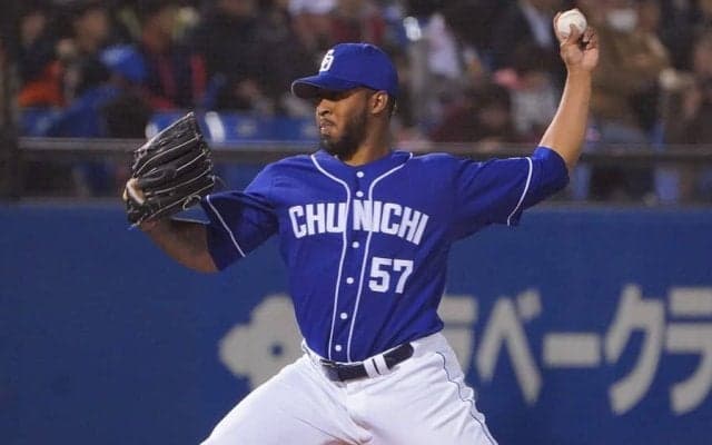 元中日助っ人が「かなり劣化している」　元最優秀中継ぎが…まさかの“失態”で「泣きそう」