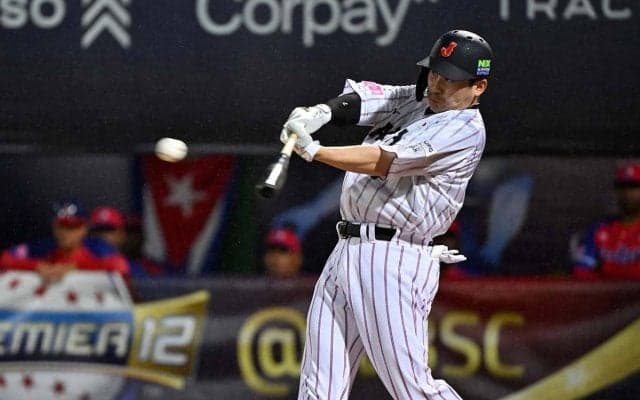 【プレミア12】侍ジャパン、佐野恵太の“先制適時打”と犠飛2本で主導権　早川隆久が5回1失点で勝ち投手の権利