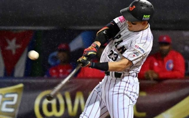 侍J、キューバに勝利でSR進出決定　国際大会23連勝で1位通過…栗原が決勝犠飛