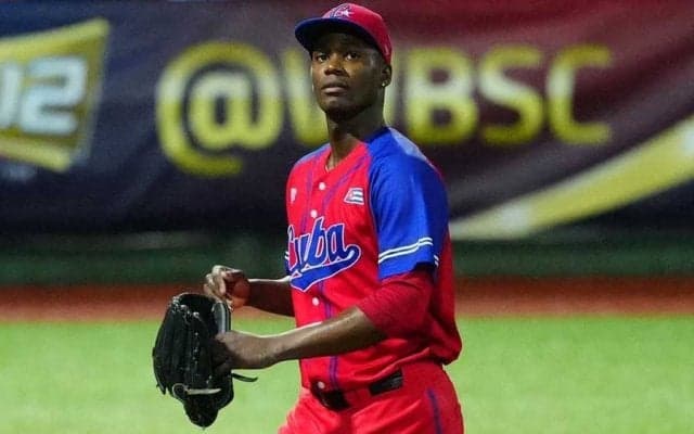 モイネロ、辰己を探し回る「ごめんなさい」　死球を与え病院直行…強行登板も反省