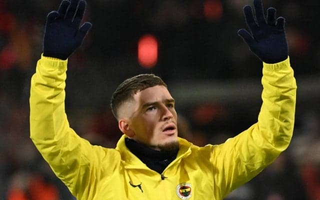 田中碧所属のリーズがフェネルバフチェ退団のアタッカーに関心？　元Jリーガーはリスク考慮も補強勧める