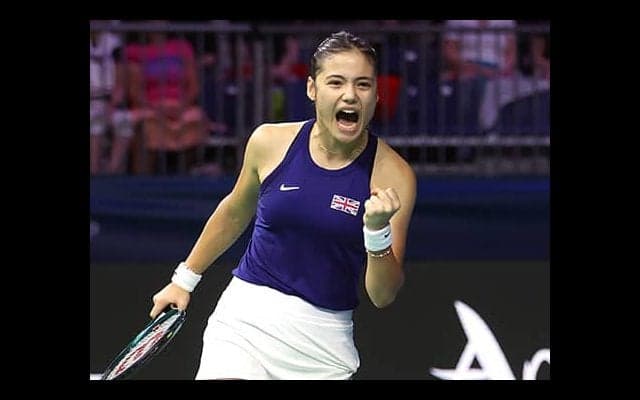 昨年Vに快勝 イギリス4強へ