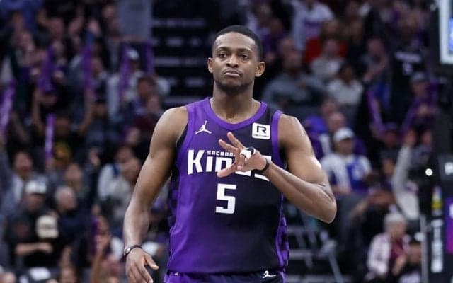 2日間で計109得点…キングスのディアロン・フォックスがコービー以来初の快記録