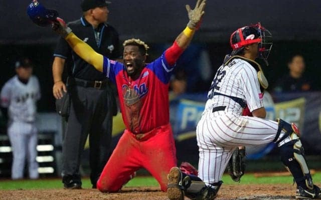 侍Jから3安打…元ハム助っ人が衝撃の“.467”「日本帰ってこい」　34歳意地の打棒にX驚愕