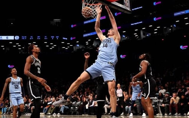 現役NBA選手の高身長ランキング…河村同僚が“エイリアン“を抑えて1位に