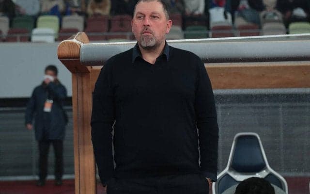 FC東京がクラモフスキー監督退任を発表…今季もタイトル獲得はならずも「土台を築いたことは確か」「青赤の魂はいつも私の心の中に」